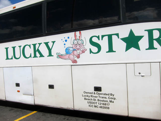 Lucky Star Bus 40