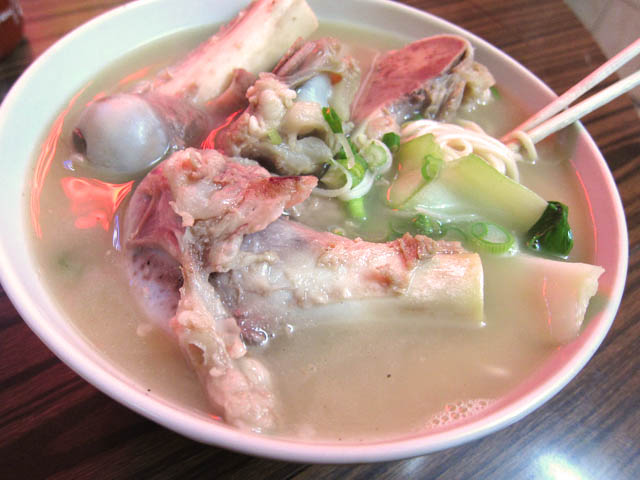 01 Pork Bone Handpulled Noodle Soup - Lan Zhou