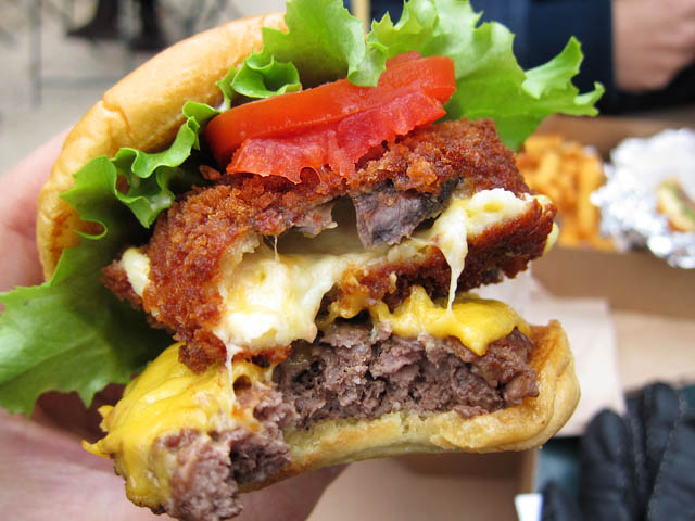 02 Shack Stack Burger - Shake Shack
